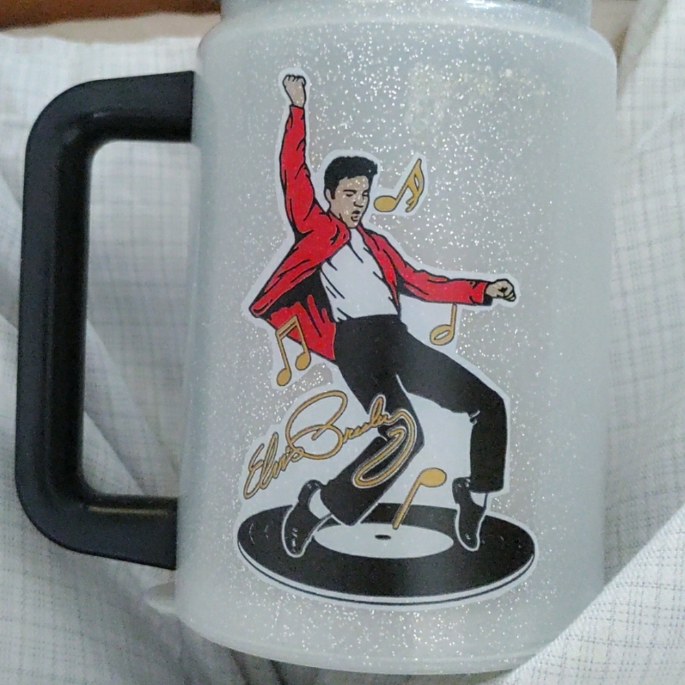 1996 Elvis Presley coffee and soda drinking cup